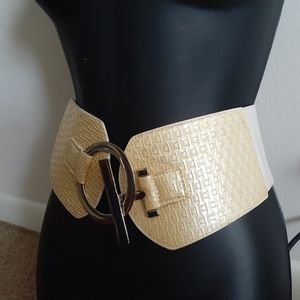 Cream and White Big Belt